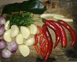 Foto langkah ke 1 dari resep Ayam Geprek Sambal Matah.