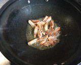 義式海鮮墨魚汁燉飯的食譜步驟2照片