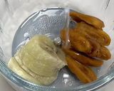 Hình bước làm 3 của món Ăn dặm: Chuối mix Táo đỏ xay