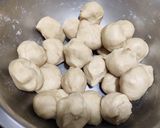ফুলকো লুচি (luchi recipe in bengali) রেসিপি ধাপ - 1 ছবি
