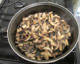 Töltelék a tepsiben – Ínycsiklandó és egyszerű! 🥘🔥 recept fázis 4 fotója