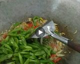 Foto langkah ke 3 dari resep Tumis buncis tempe kecap.