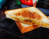 A picture of step 5 of Cheese Potato Sandwich.