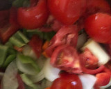 Foto del paso 6 de la receta: Muslos de pollo en salsa a la criolla