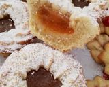 Foto del passaggio 3 della ricetta Cestini di frolla montata bimby con confettura di albicocche