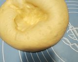 Foto langkah ke 3 dari resep Condensed Milk Bread.