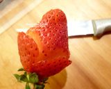 [阿妮塔♥sweet] 草莓玫瑰花。的食譜步驟1照片