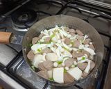 Foto langkah ke 3 dari resep Sup Shimeji Tahu Bakso.