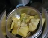 A picture of step 7 of Humitas (steamed fresh corn cakes).