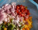 A picture of step 4 of Potato mix bell pepper crispy cheese balls.
