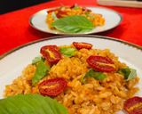 Foto del passaggio 1 della ricetta Risotto al pomodoro