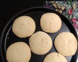 A picture of step 5 of Butter cookies.