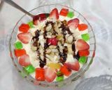 A picture of step 5 of 3 layered~Custard Fruit trifle.