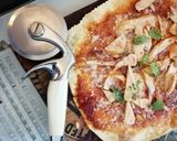 Une image de l'étape 5 de Pizza fine au thon.