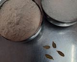 A picture of step 1 of Wheat flour Halwa.