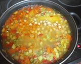 Foto del paso 3 de la receta: Potaje de garbanzos y verduras con quenefe de cuscús