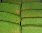 Foto langkah ke 8 dari resep Brownis pandan lapis.