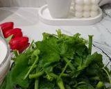 Foto langkah ke 1 dari resep Sayur Bobor Pucuk Labu.