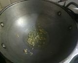 A picture of step 2 of White sauce pasta.