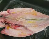 Foto del paso 2 de la receta: Lubina a la espalda a mi manera