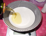 Foto del paso 6 de la receta: Magdalenas de yogur