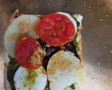 વેજ ચીઝ સેન્ડવીચ (Veg Cheese Sandwich Recipe In Gujarati) રેસીપી સ્ટેપ2ફોટો