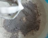 Foto langkah ke 2 dari resep Bolu Kukus Ketan Hitam Keju.
