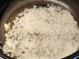 Brócoli al curry con garbanzos y leche de avena