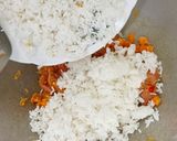 Gambar langkah 2 resipi Nasi Goreng Pattaya.