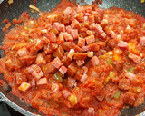 Foto del paso 6 de la receta: Espaguetis con taquitos de jamón y de chorizo