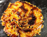 Foto del paso 4 de la receta: Pomelo caramelizado con base de galletita y chocolate blanco