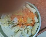 A picture of step 2 of Kache kele ka pakoda.