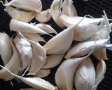 A picture of step 2 of Rice fara.