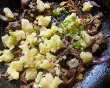 A picture of step 6 of Mete Singhara / Chicken Liver Singhara.