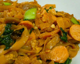 Foto langkah ke 5 dari resep Kwetiaw Goreng ala Chinese.