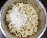 A picture of step 3 of Crispy macaroni bhel.