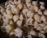 A picture of step 5 of Garlic Butter Pasta.