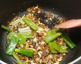 Foto langkah ke 2 dari resep Lomie Ayam Kangkung.