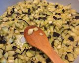 Pas rețetă Paste cu vânătă, roșioare și mozzarella și șunculiță afumată 2 fotografie
