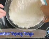 Foto langkah ke 4 dari resep Stik bawang renyah gurih tanpa telur.