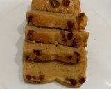 A picture of step 5 of Raisens cake, with brown sugar 🍪 🍰diet cake.