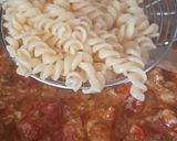 Foto del paso 3 de la receta: Salsa de 3 quesos y tomate cherry asado