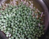 Foto del passaggio 3 della ricetta Riso basmati con spinaci e piselli