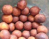 A picture of step 4 of Kala Jamun.