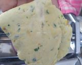 Foto langkah ke 4 dari resep Kue Bawang Simple.