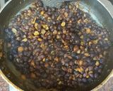 A picture of step 2 of Chatpaty chana chat.
