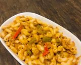 A picture of step 1 of Dum Qeema Macaroni.