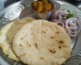 A picture of step 4 of Jower Roti.