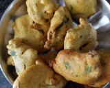पंजाबी पकोडा कढी(punjabi kadhi pakoda recipe in hindi) रेसिपी चरण 2 फोटो