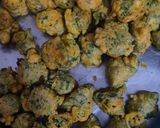 A picture of step 6 of Methi gota.